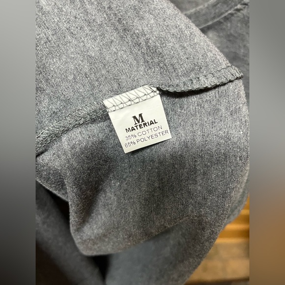 EUC Tank with feather earring/bracelet & Swissgear crossbody bundle - M - Picture 2 of 9